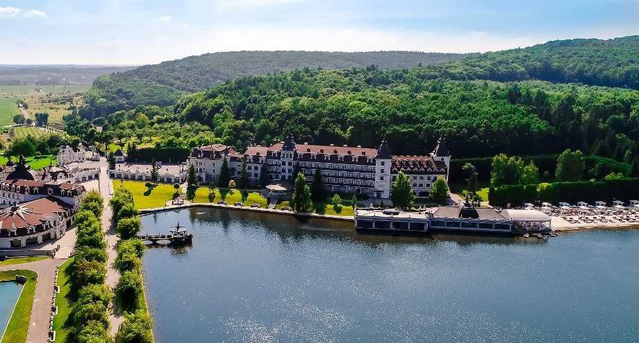 Перший в Україні публічний парк сучасної скульптури PARK3020 відкривається 15 вересня