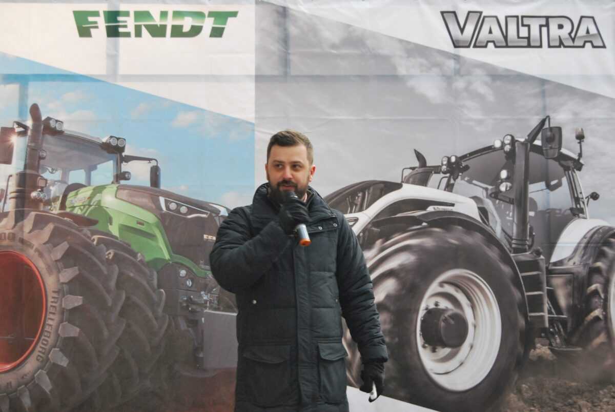 «Цепелін Україна» презентував трактори Valtra та Fendt у Кропивницькому