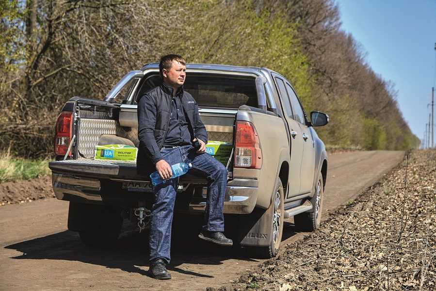 LANDLORD завітав до ефективних та успішних аграріїв на пікапі Toyota Hilux