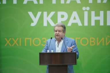 Ректор, журналістка та пастир: кого веде Аграрна партія в Раду