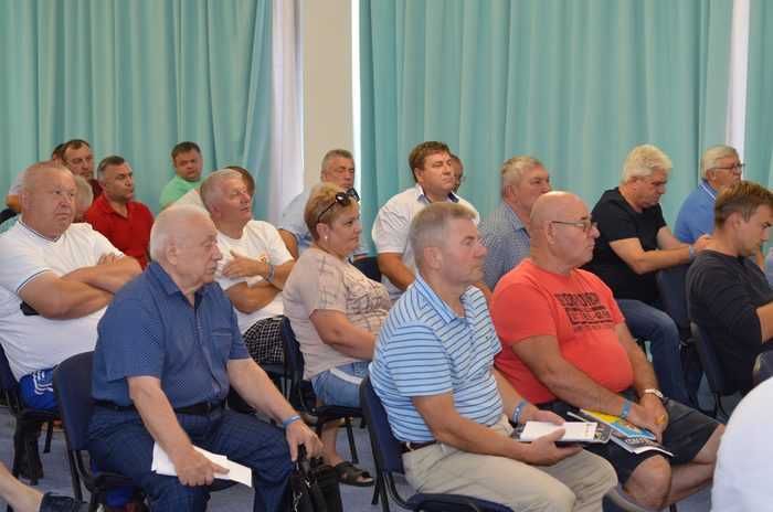 Найбільші проблеми фермерів: про що говорили на відкритті з'їзду Аграрного союзу України