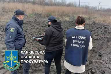Росіяни обстріляли елеватори на Харківщині