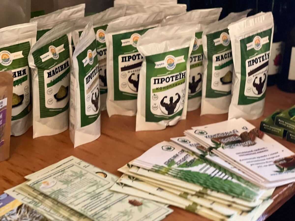 Хочуть виготовляти 200 видів продукції: на Рівненщині відроджують технічне коноплярство