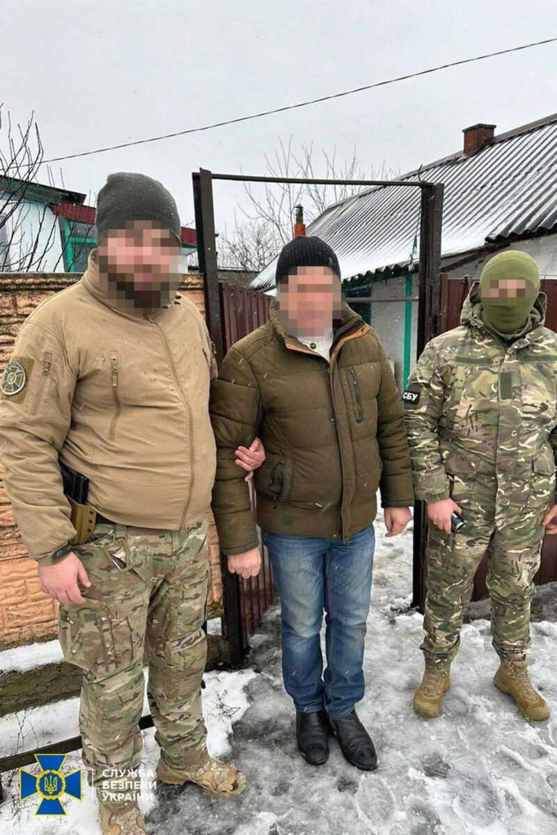 У Харківській області викрили фермера, який допомагав росіянам мінувати поля
