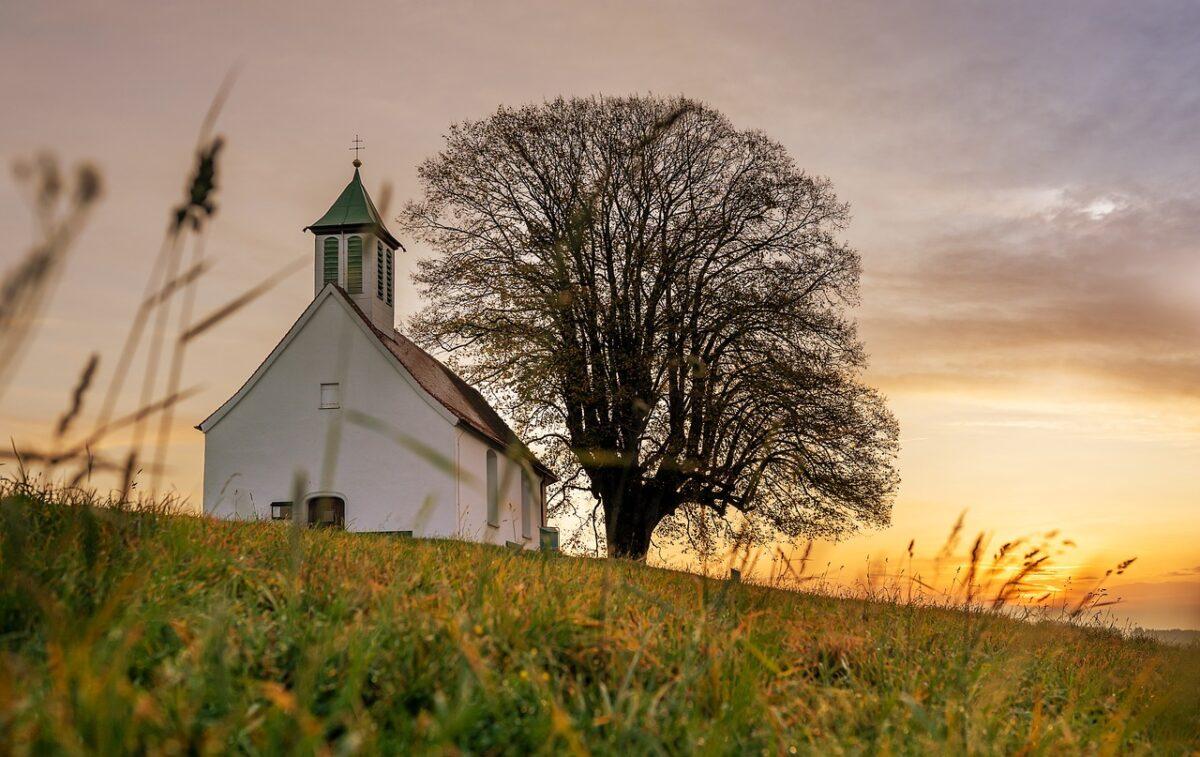 church 4911852 1280
