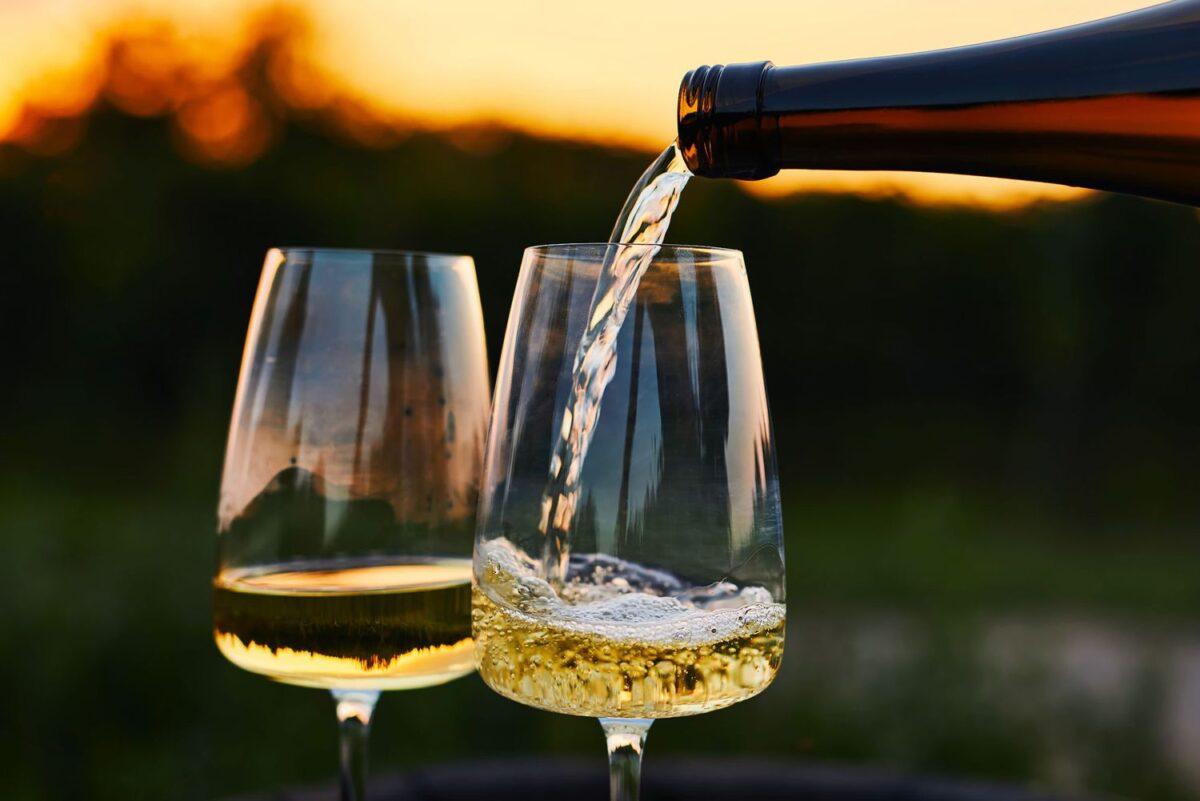 Everything You Need To Know About Chardonnay FT BLOG0722 2000 3d2fffc4ce884e6bb4829168f16f34fd