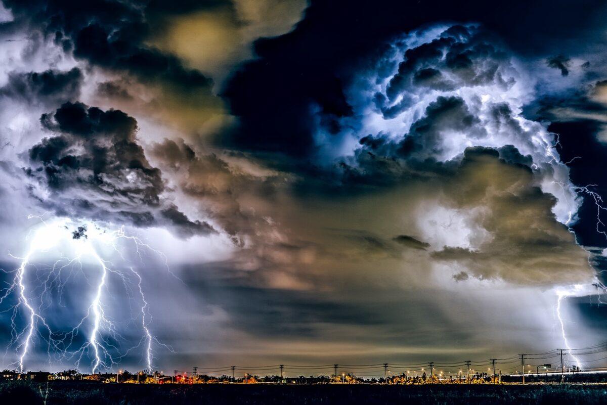 thunderstorm 1768742 1280