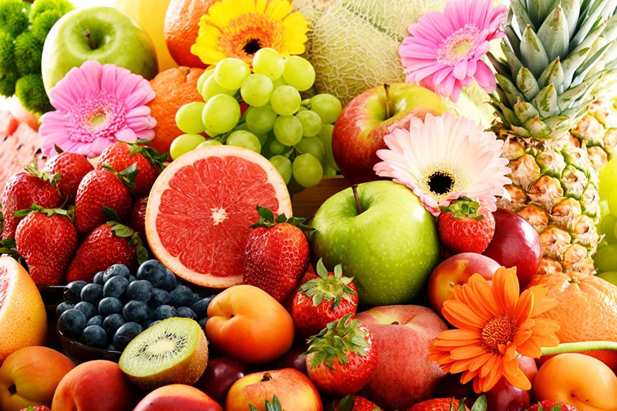 frukti i yagodi