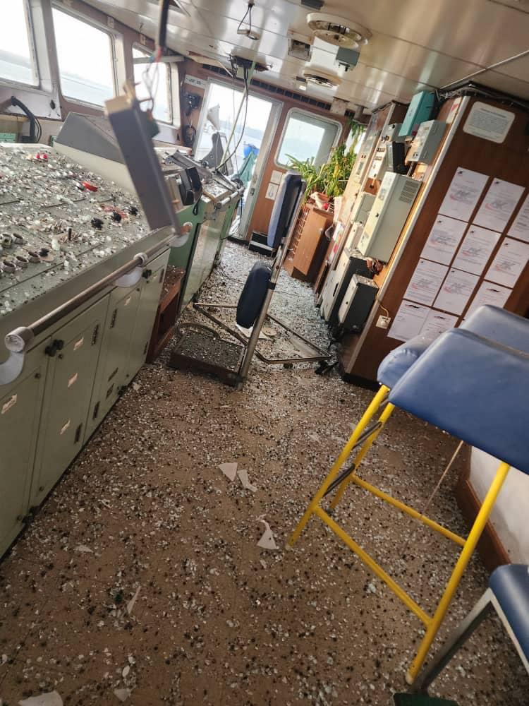 Окупанти завдали удару по порту Південний: пошкоджено цивільне судно з кукурудзою
