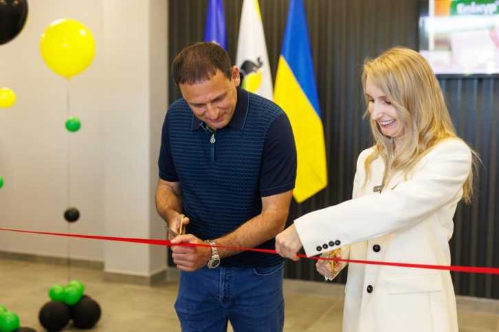 На Волині відкрили сучасний завод з переробки курятини: інвестиції — €60 млн