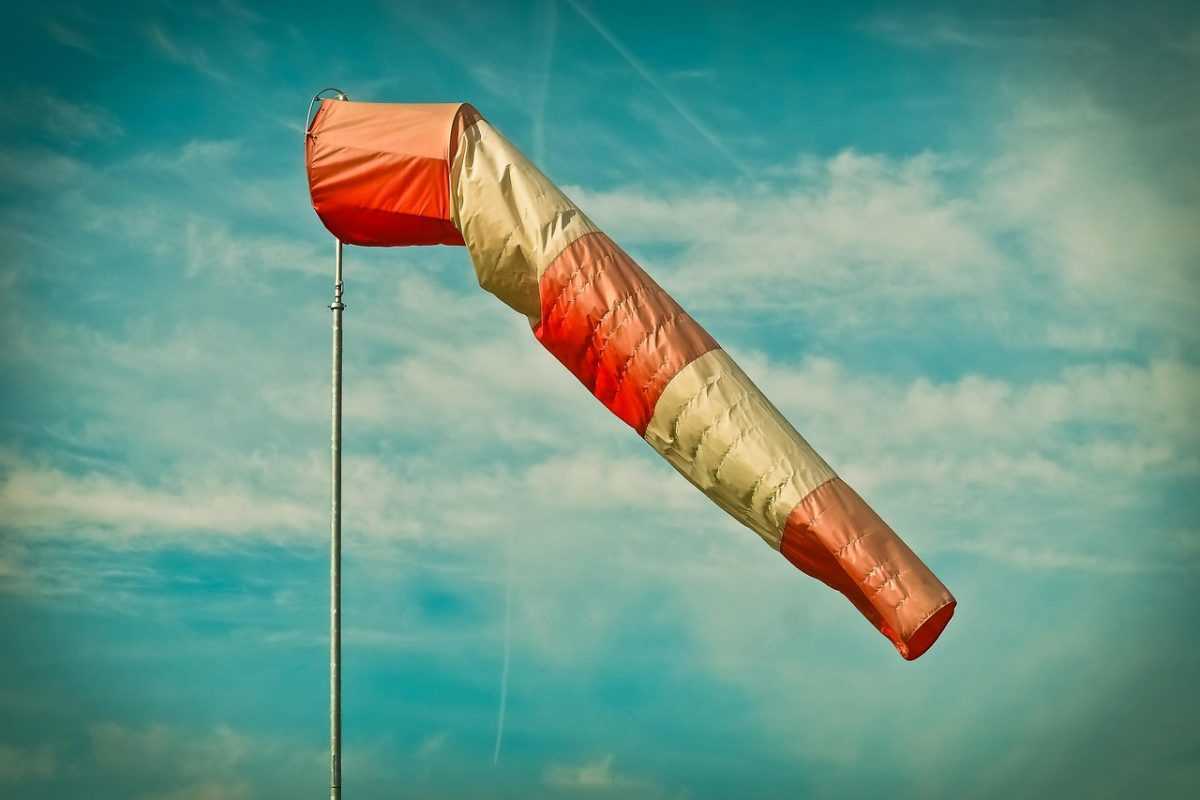 wind sock, pole, sky, air bag, weather, striped, wind direction, wind speed, wind direction indicator, wind direction sensor, nature, wind indicator, wind