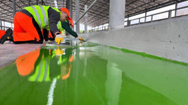 Кормовий стіл без бетону: практичний приклад реконструкції ферми