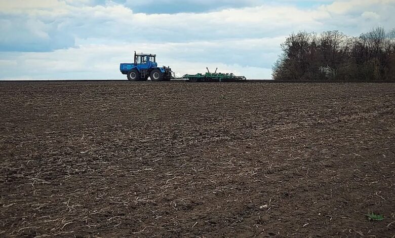 Дефіцит кадрів в Україні: в агросекторі закривають лише половину вакансій